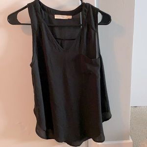 Sleeveless blouse